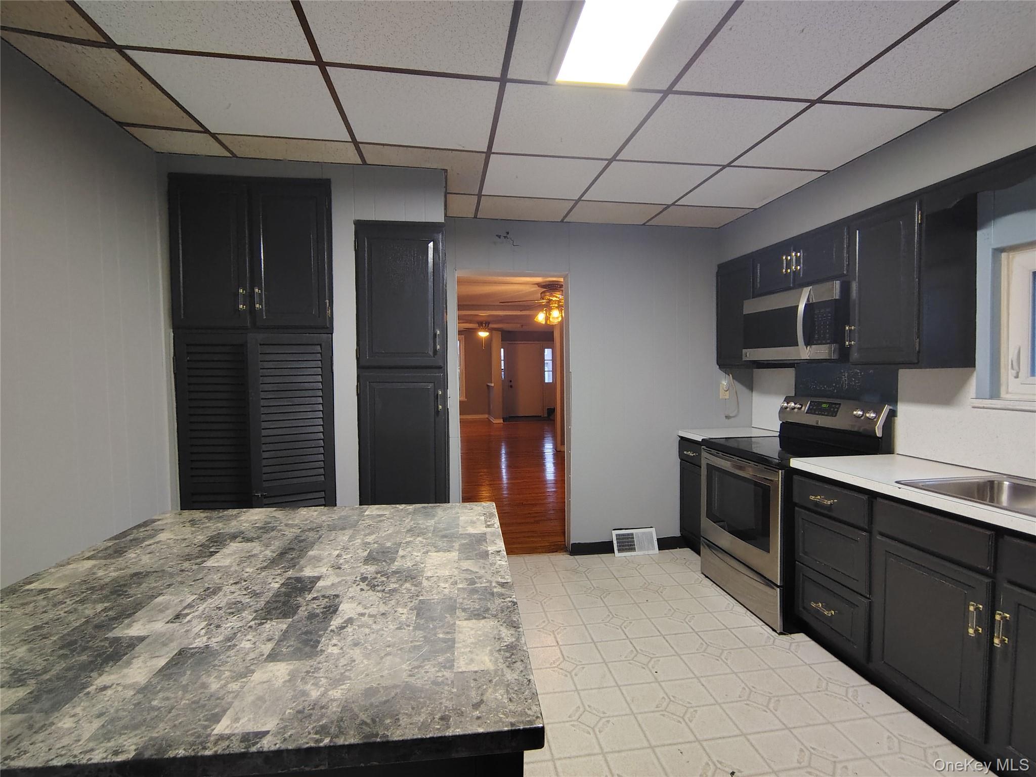 #6 photo, 324-326 Church Street, Poughkeepsie , NY 12601