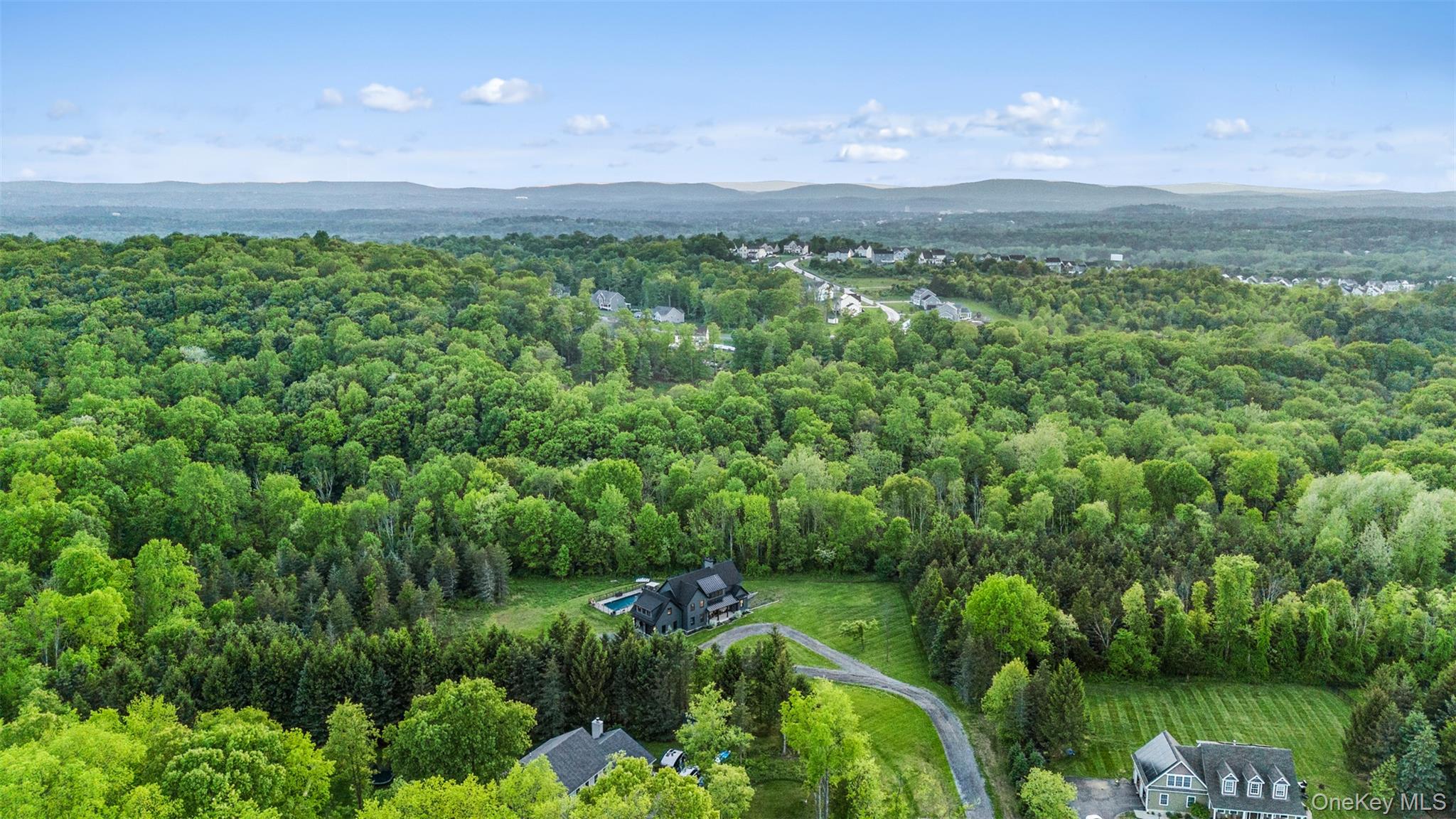 #4 photo, 36 Spruce Lane, Poughkeepsie , NY 12603