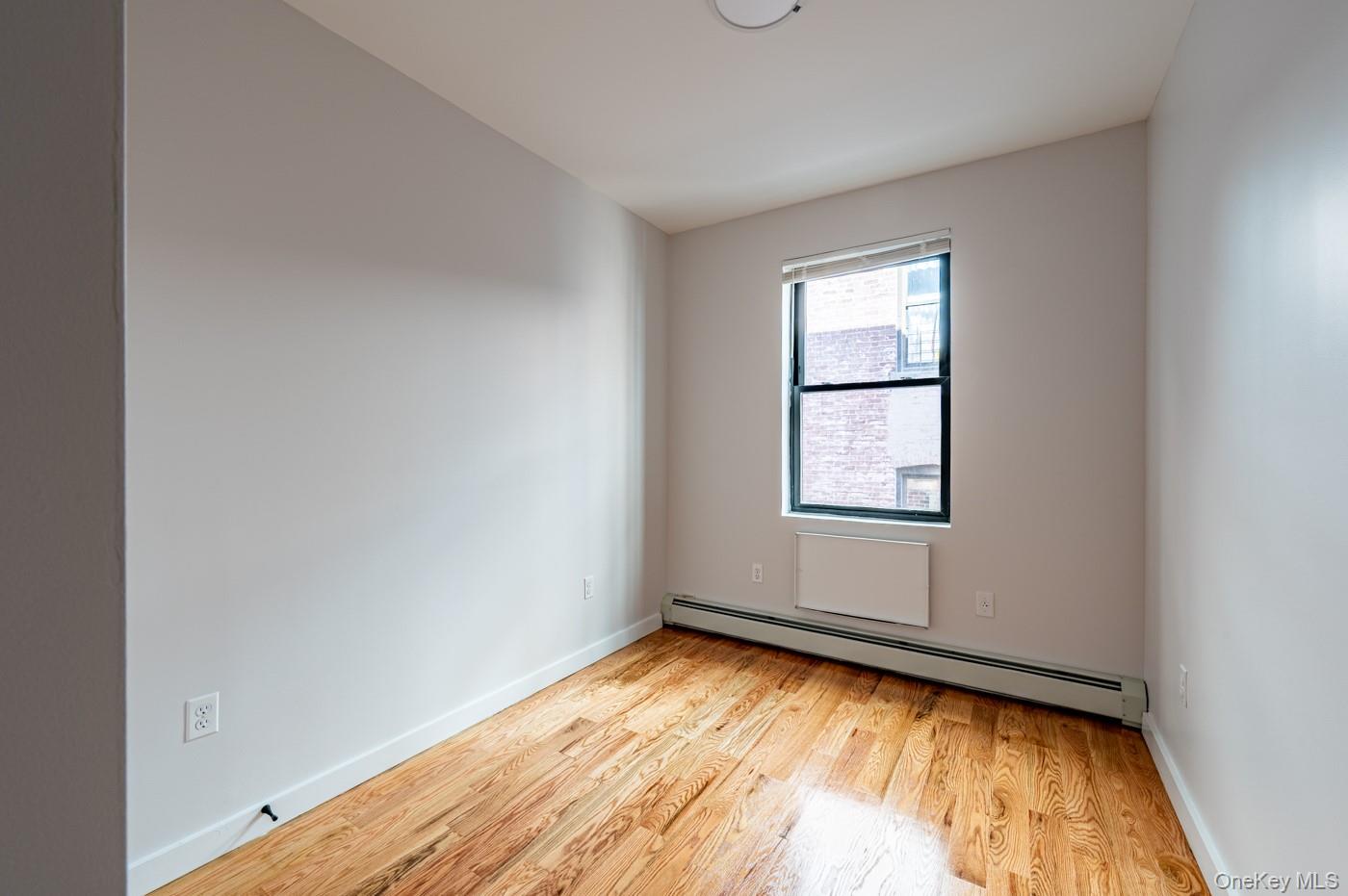 #12 photo, 518 Morris Park Avenue, ブロンクス区 Bronx , NY 10460