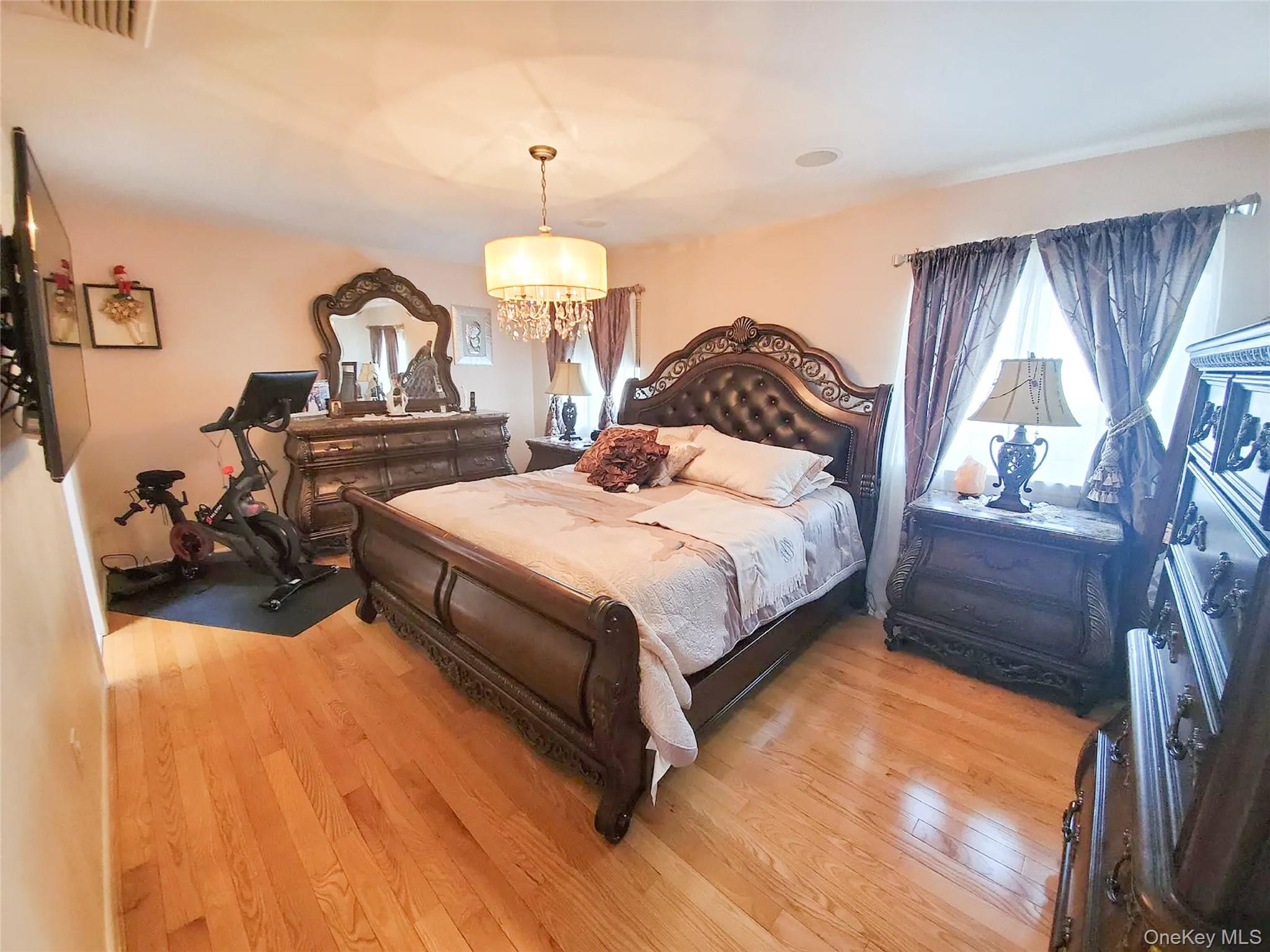 #17 photo, 66 Leroy Avenue, Valhalla , NY 10595