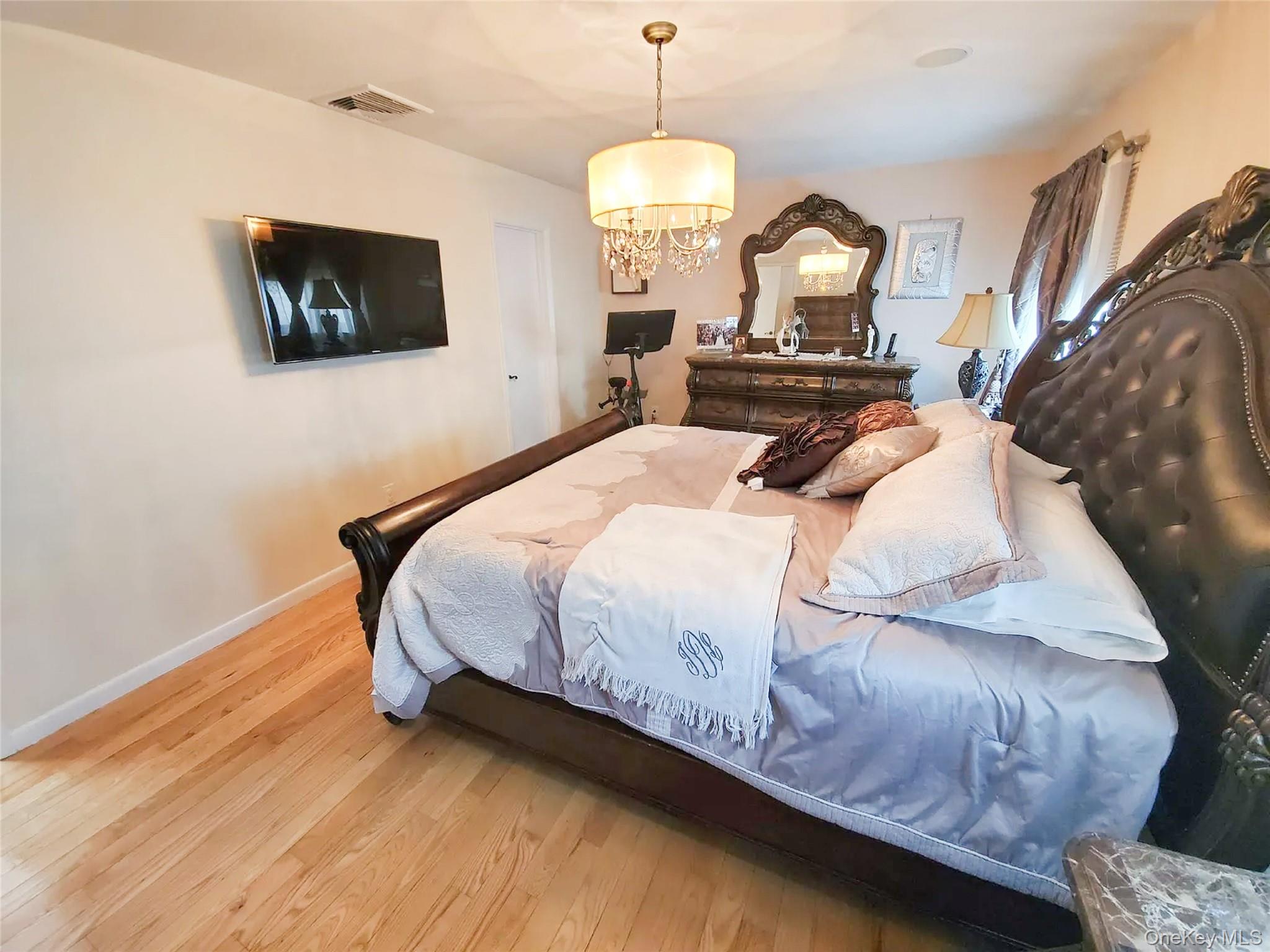 #18 photo, 66 Leroy Avenue, Valhalla , NY 10595