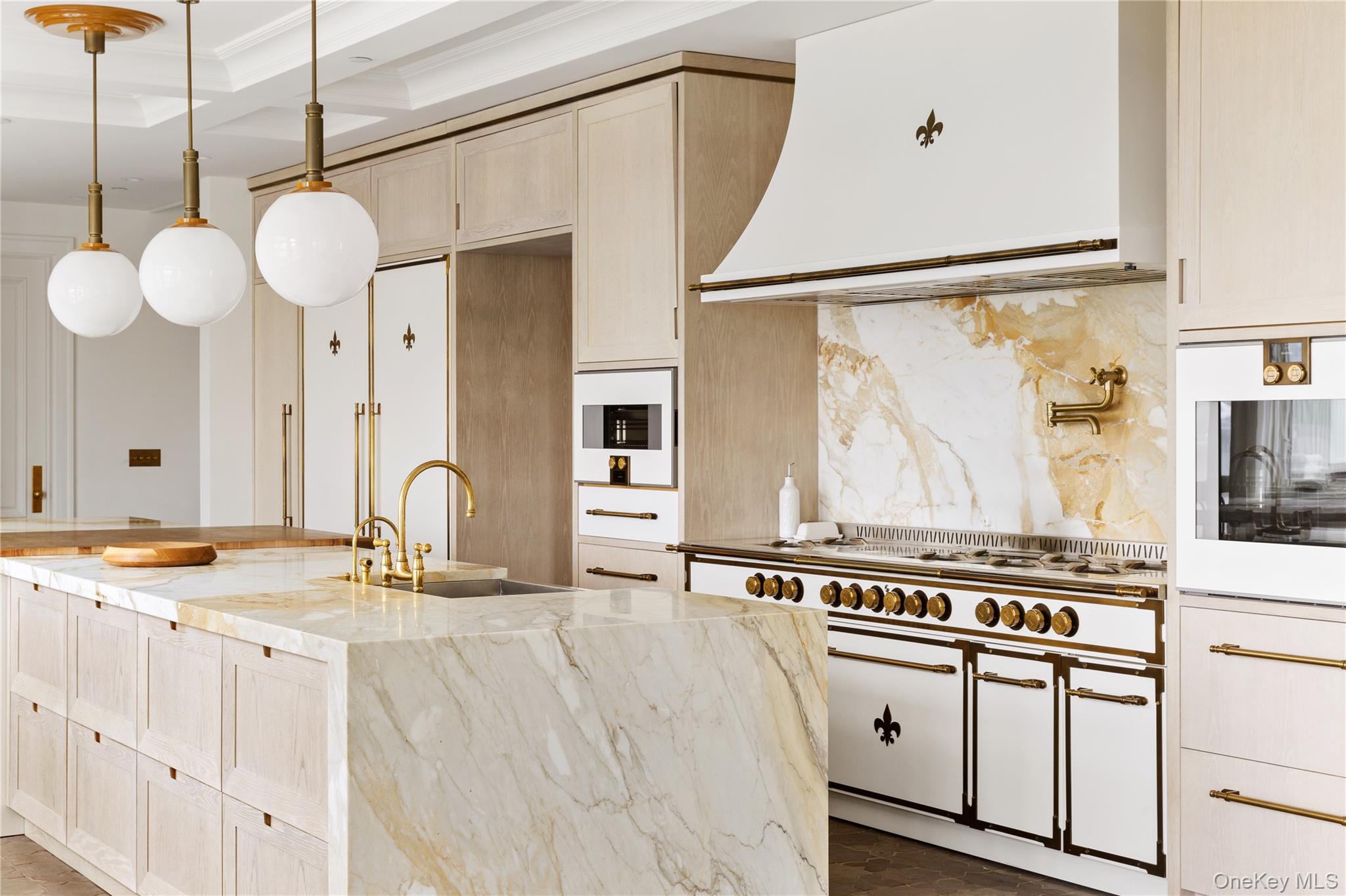 #10 photo, 217 Hommocks Road, Larchmont , NY 10538