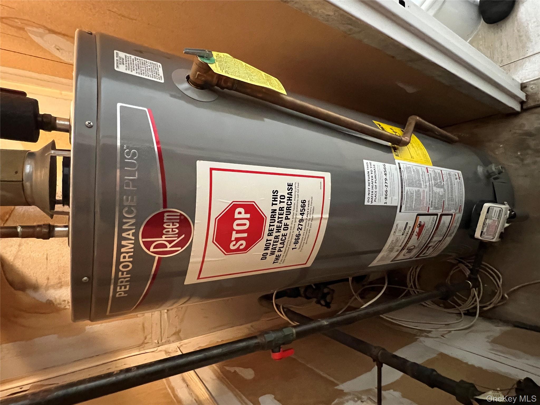 #12 photo, 3321 13th Street, クイーンズ区 Astoria , NY 11106