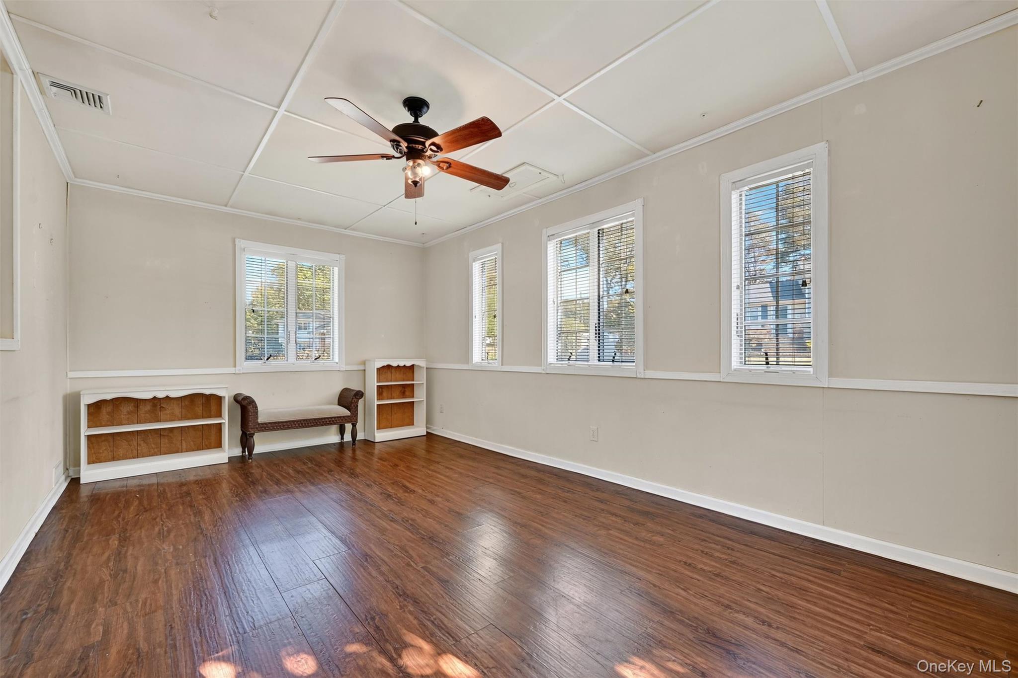 #20 photo, 23 Maplewood Boulevard, Suffern , NY 10901