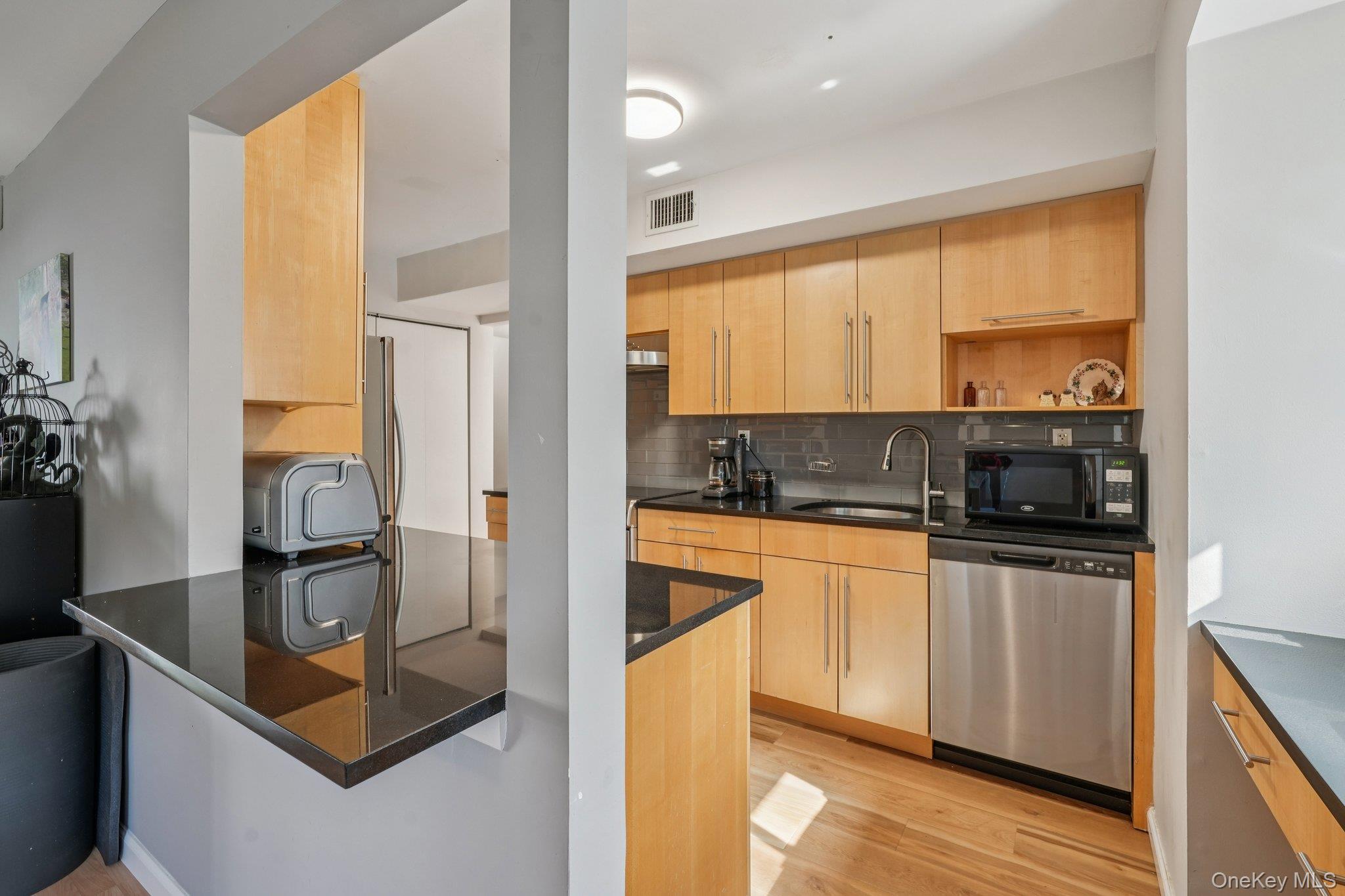 #7 photo, 208 Harris Road, Bedford Hills , NY 10507