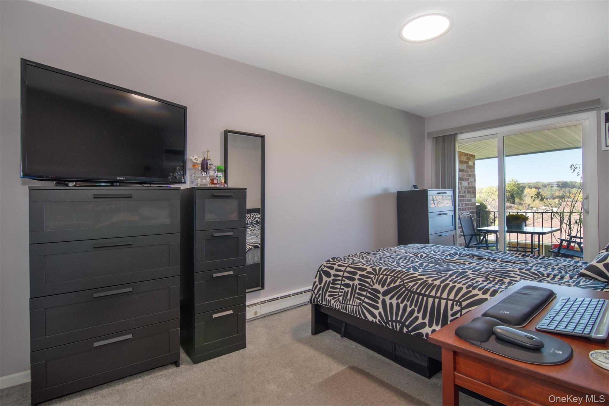 #13 photo, 1516 Old Country Road, Elmsford , NY 10523