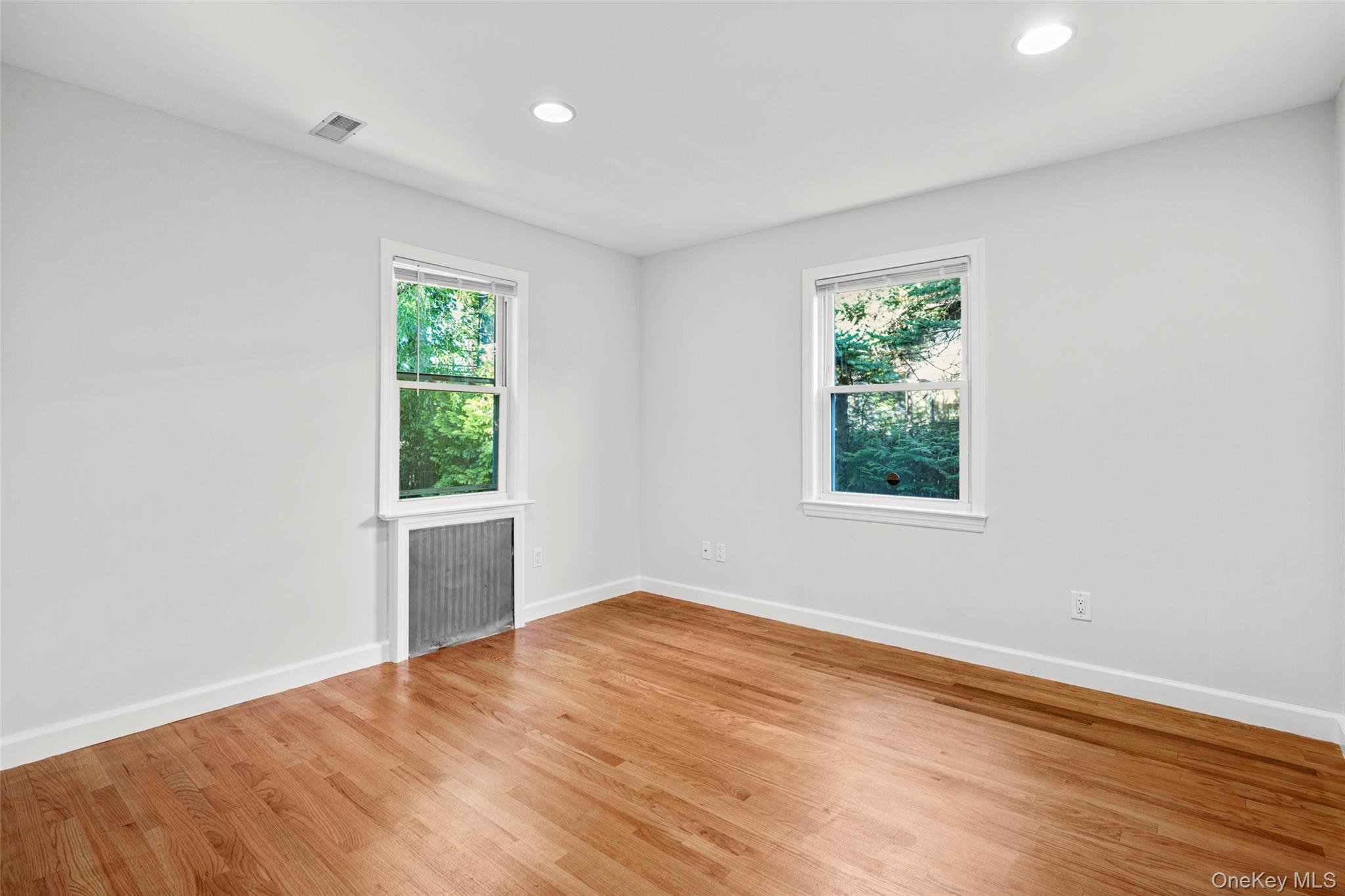 #12 photo, 528 N Wagner Avenue, Mamaroneck , NY 10543