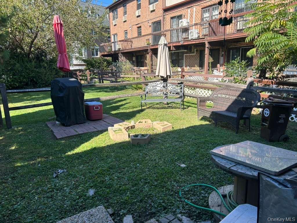 #4 photo, 408 121st Street, クイーンズ区 College Point , NY 11356