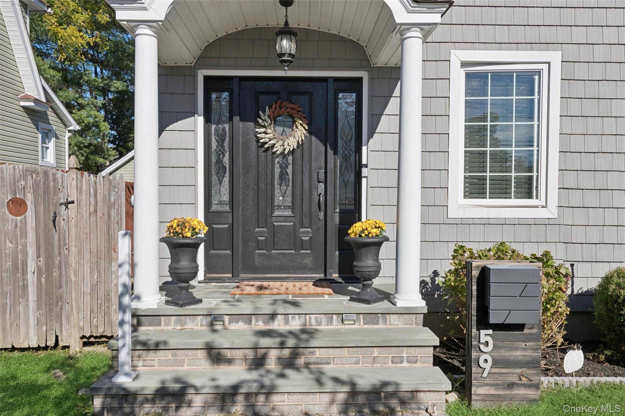 #2 photo, 59 E 21st Street, サフォーク郡 Huntington Station , NY 11746