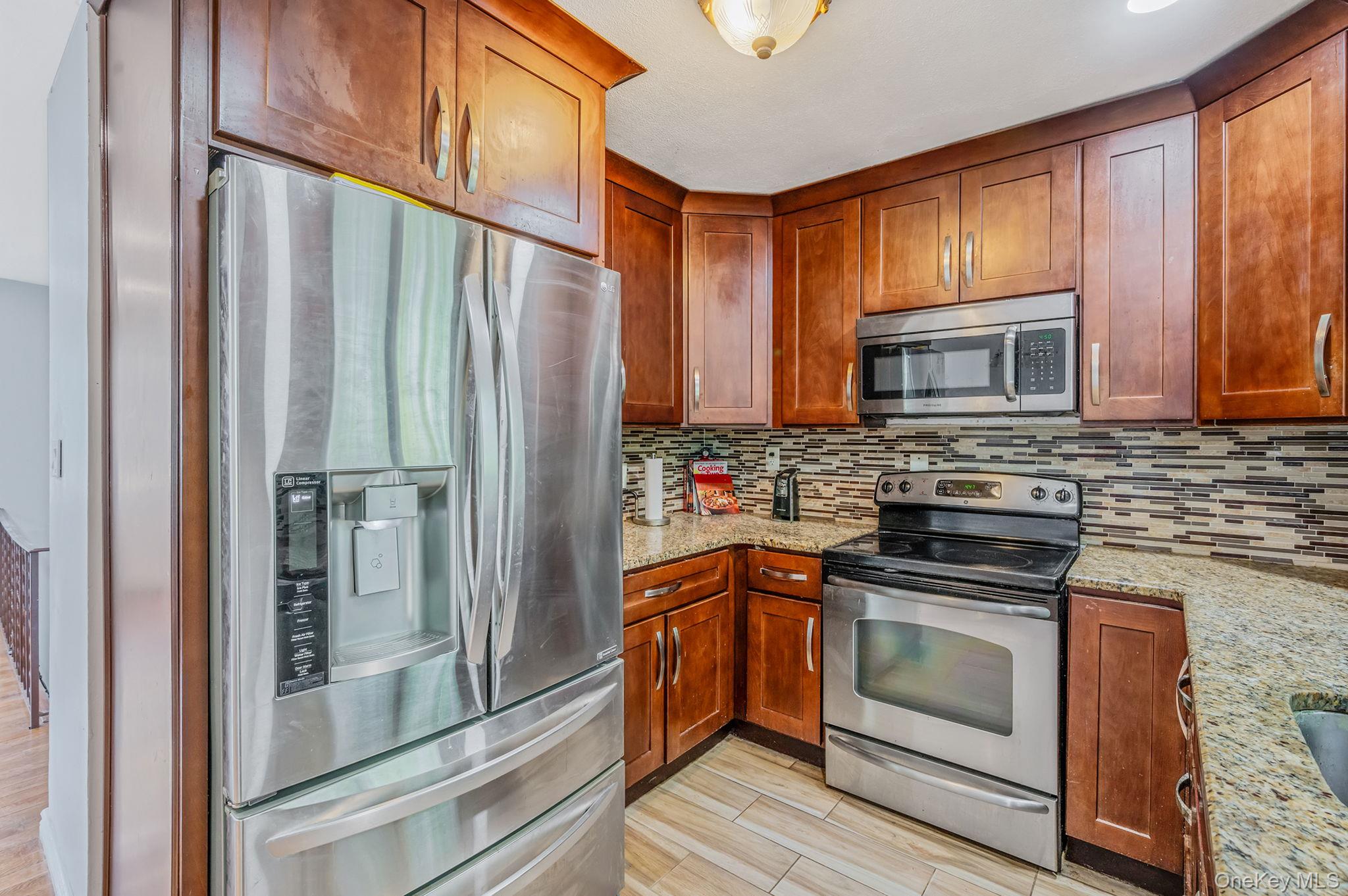 #10 photo, 101 S 30th Street, Wyandanch , NY 11798