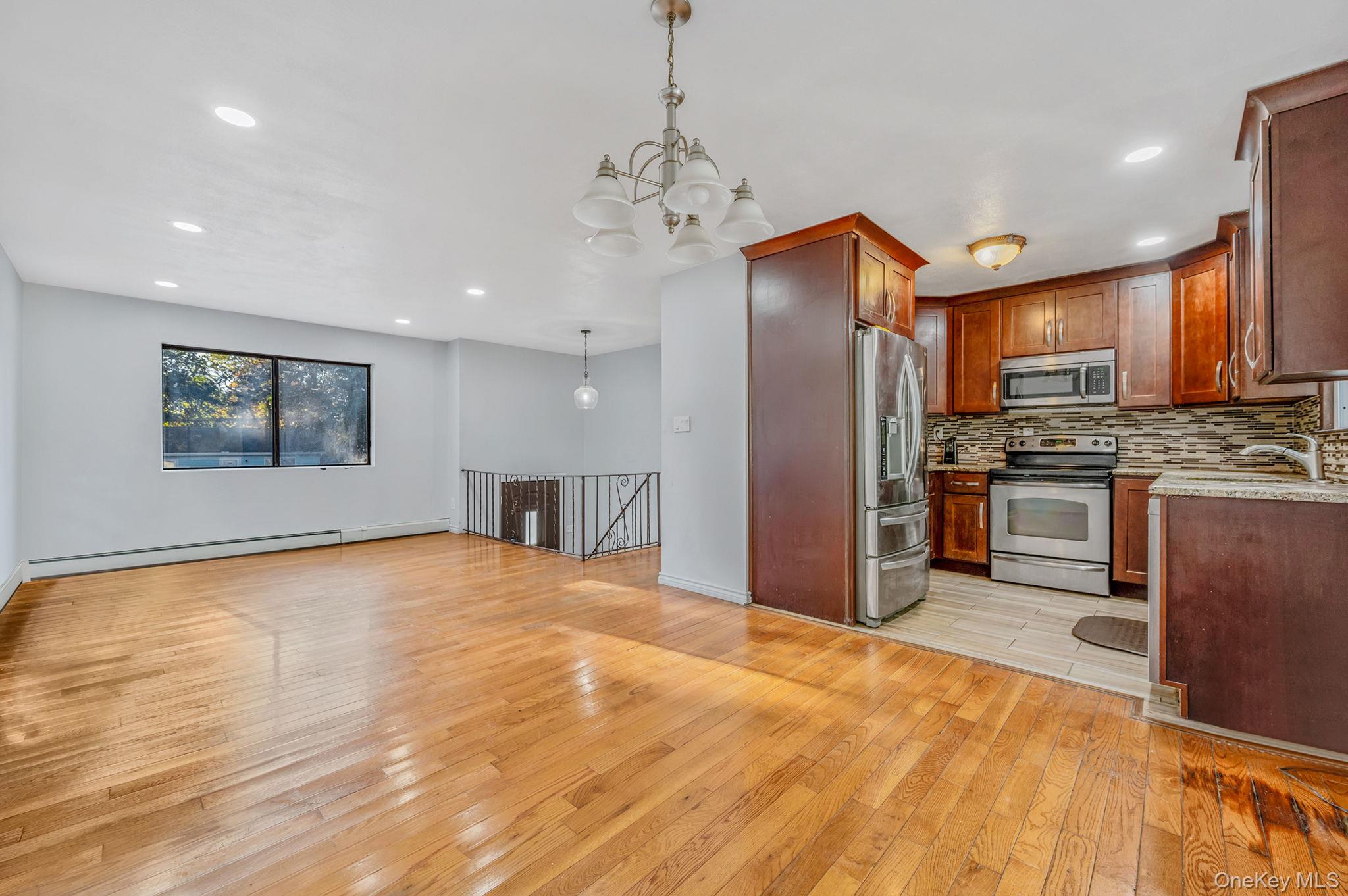 #9 photo, 101 S 30th Street, Wyandanch , NY 11798