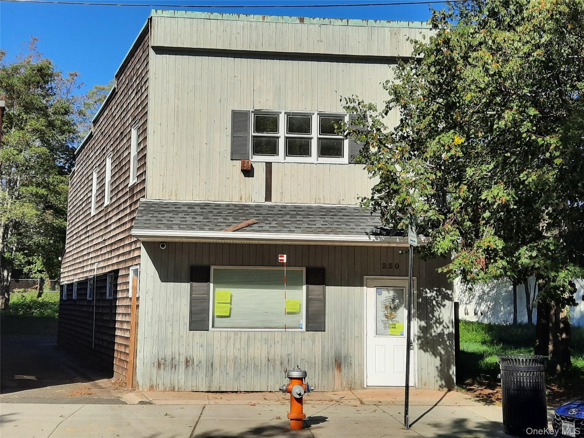 #3 photo, 230 W Main Road, サフォーク郡 Riverhead , NY 11901