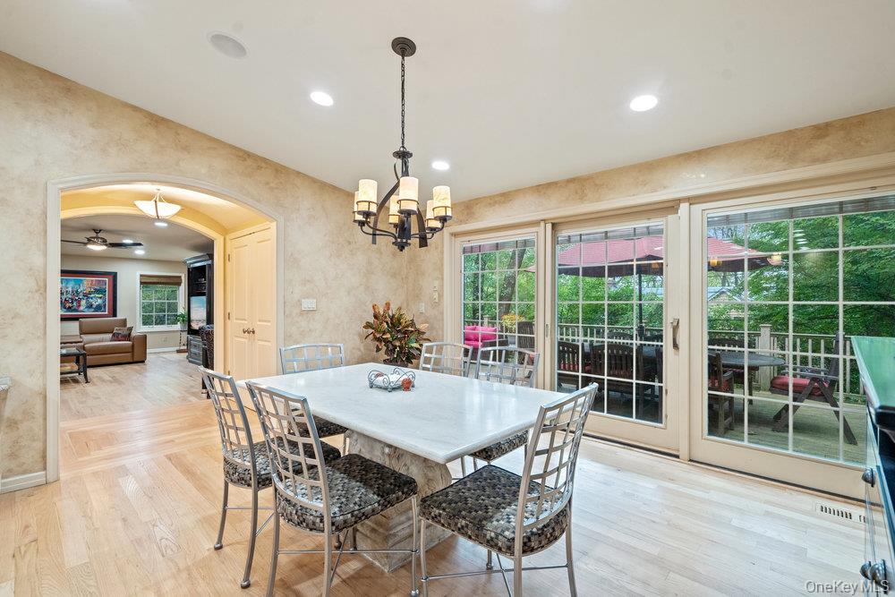 #13 photo, 12 Chester Drive, ナッソー郡 Great Neck , NY 11021