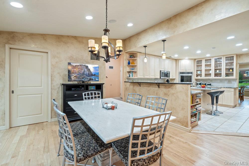 #14 photo, 12 Chester Drive, ナッソー郡 Great Neck , NY 11021