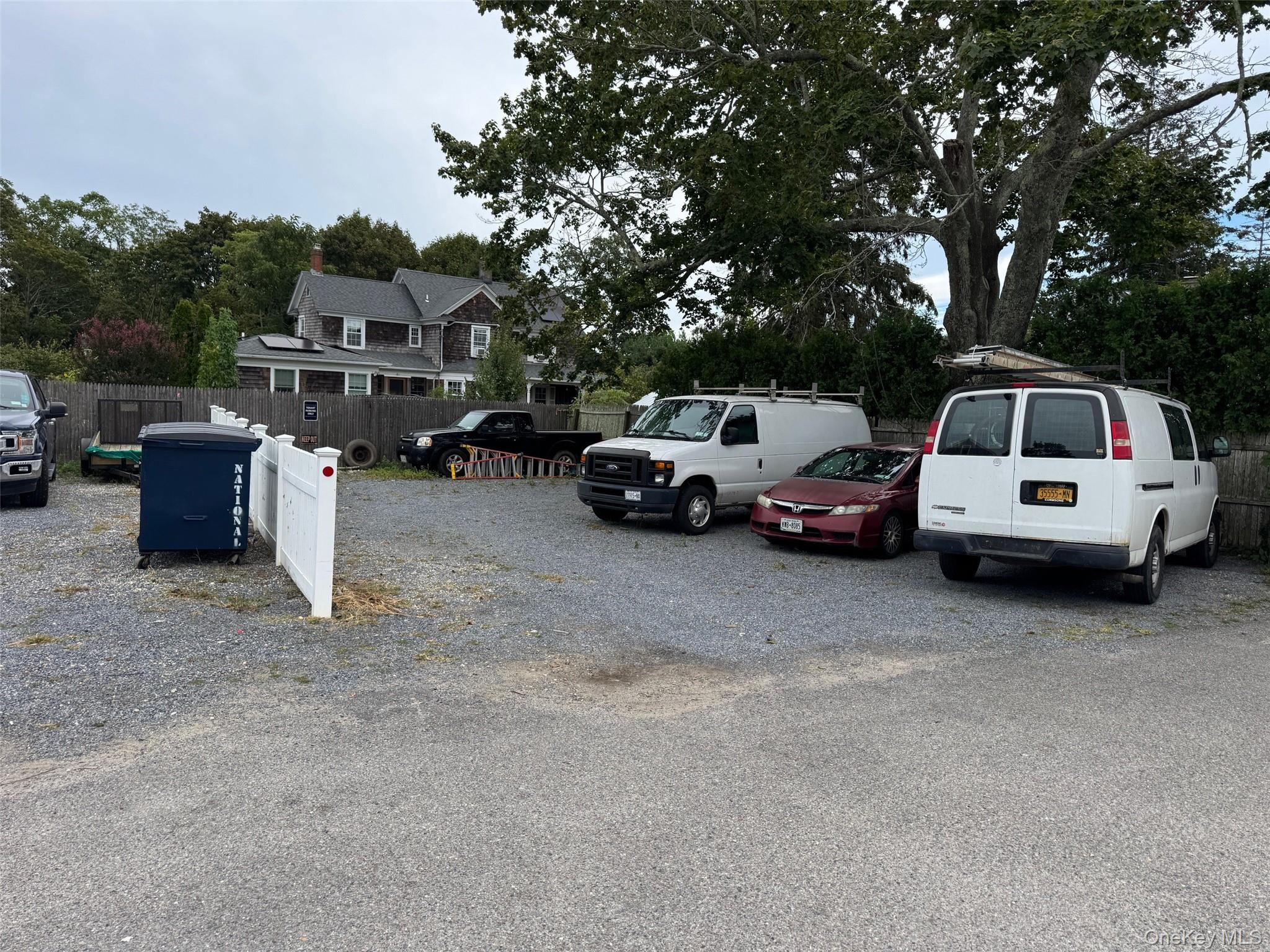 #12 photo, 489 Montauk Highway, サフォーク郡 East Quogue , NY 11942