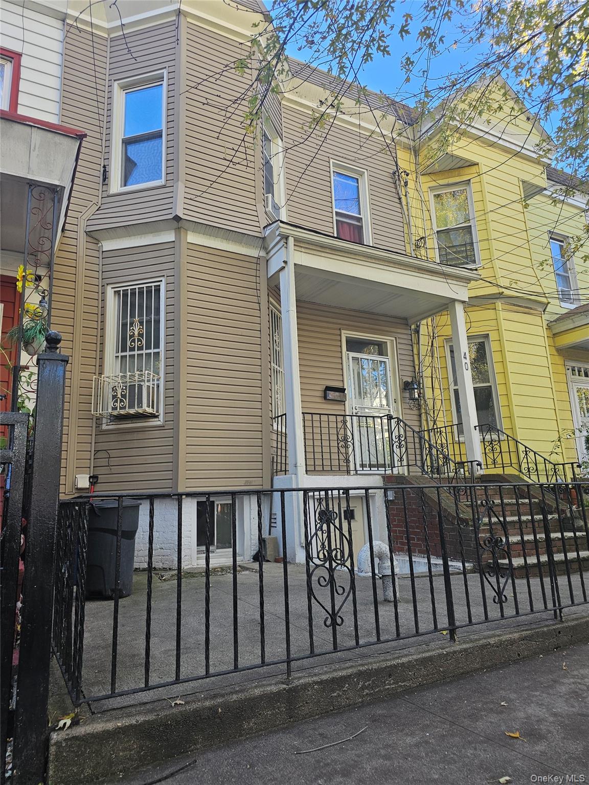 #2 photo, 40 Chestnut Street, Brooklyn , NY 11208