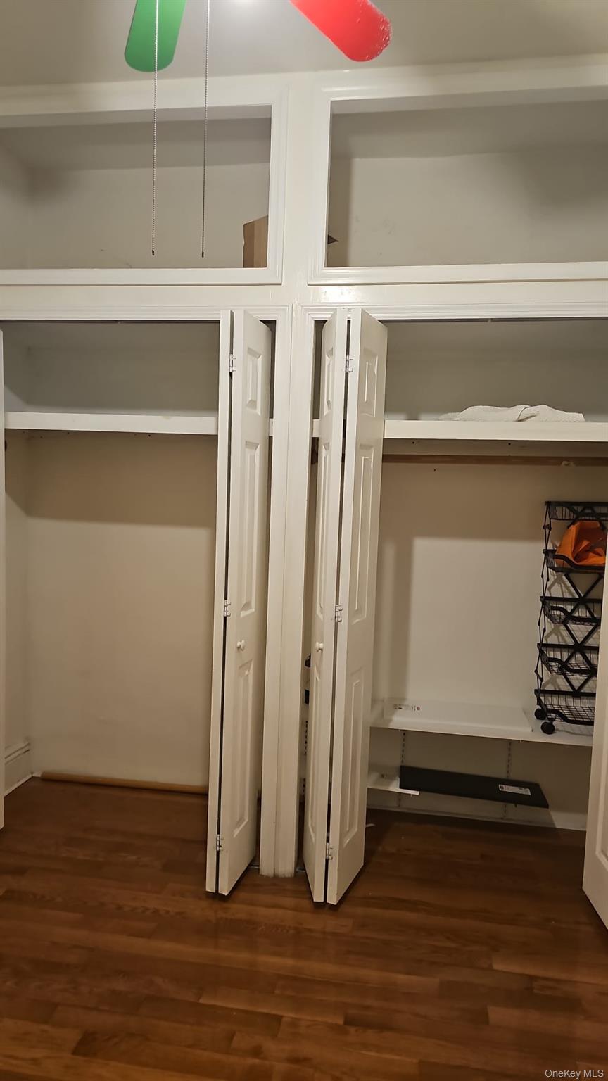 #7 photo, 40 Chestnut Street, Brooklyn , NY 11208