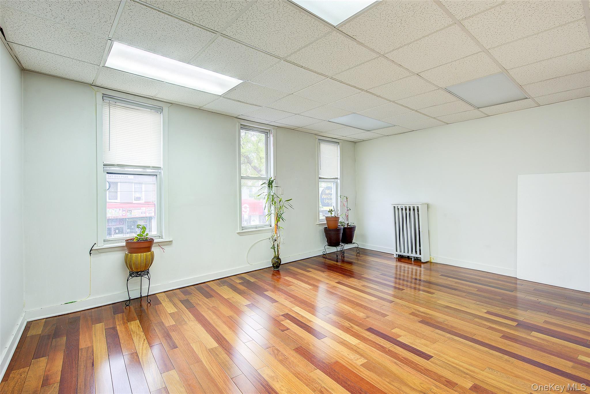 #9 photo, 120-15 Liberty Avenue, クイーンズ区 Richmond Hill S. , NY 11419