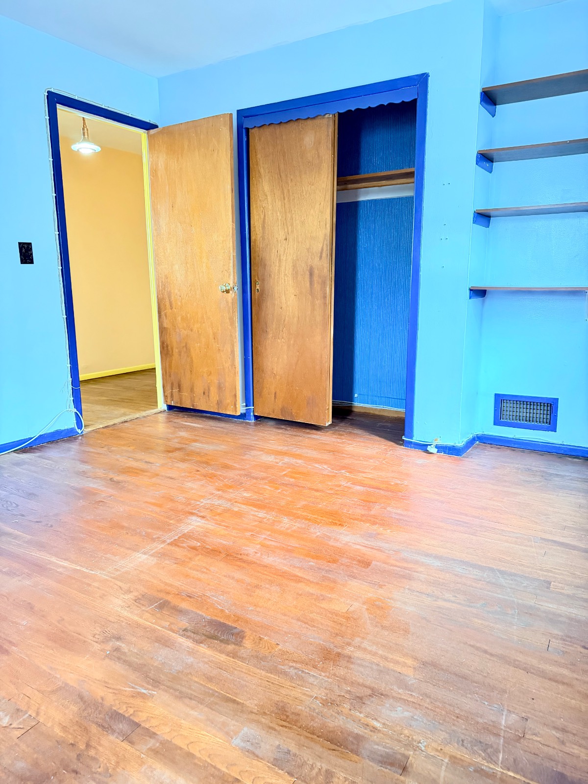 #12 photo, 14-33 140 Street, Flushing , NY 11357