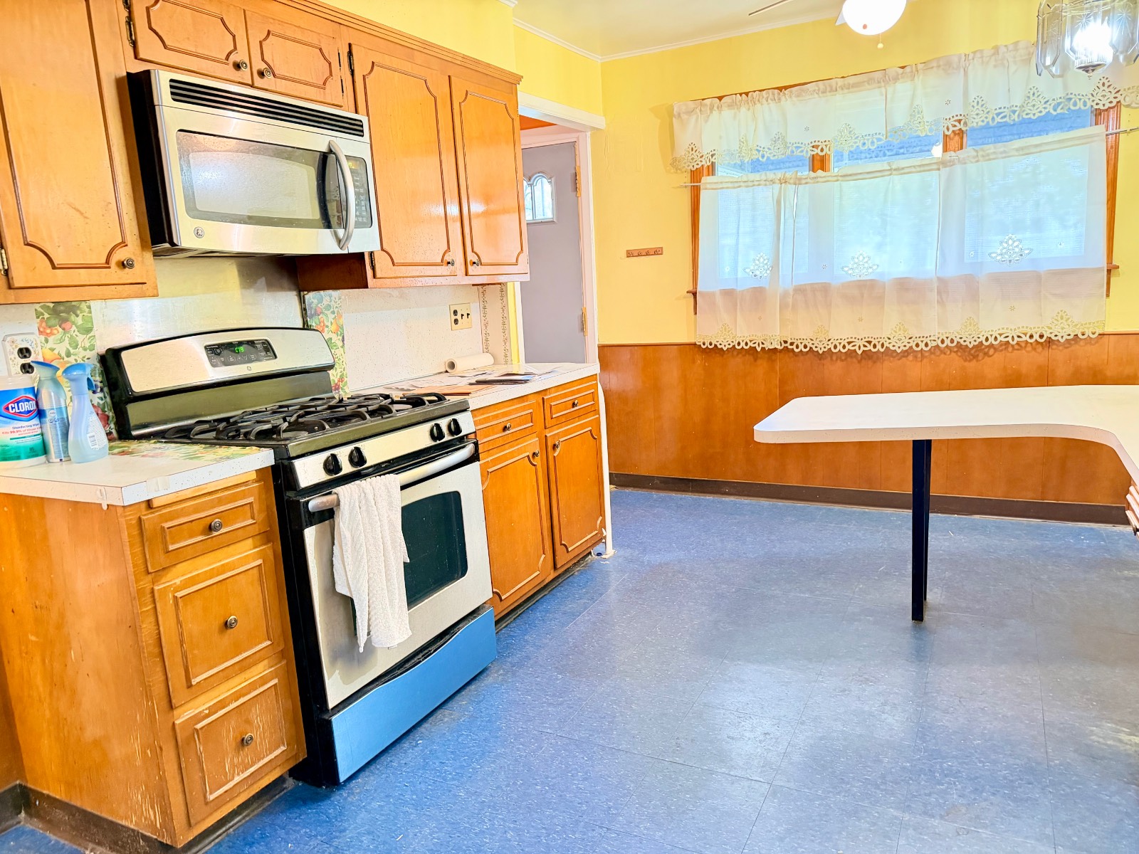 #4 photo, 14-33 140 Street, Flushing , NY 11357