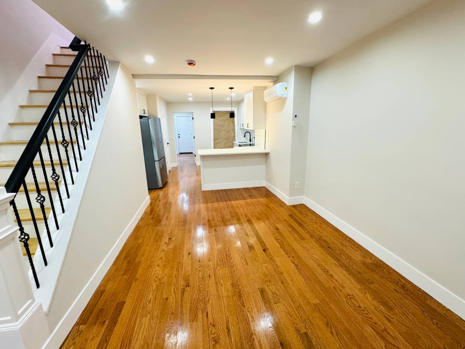 #4 photo, 114-71 145TH STREET, Jamaica , NY 11436