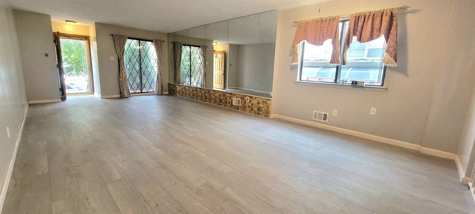 #19 photo, 16 Travis Ave, Staten Island , NY 10314