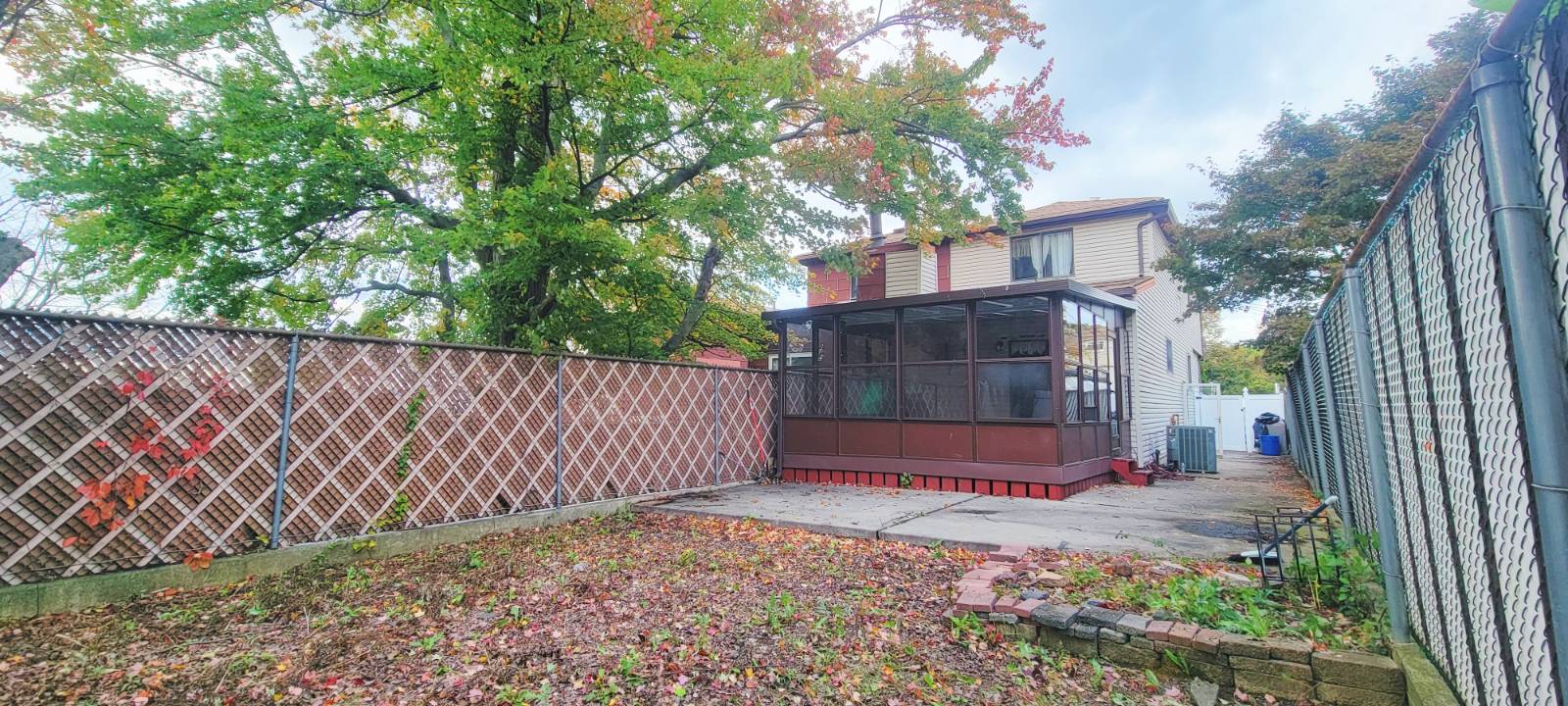 #24 photo, 16 Travis Ave, Staten Island , NY 10314