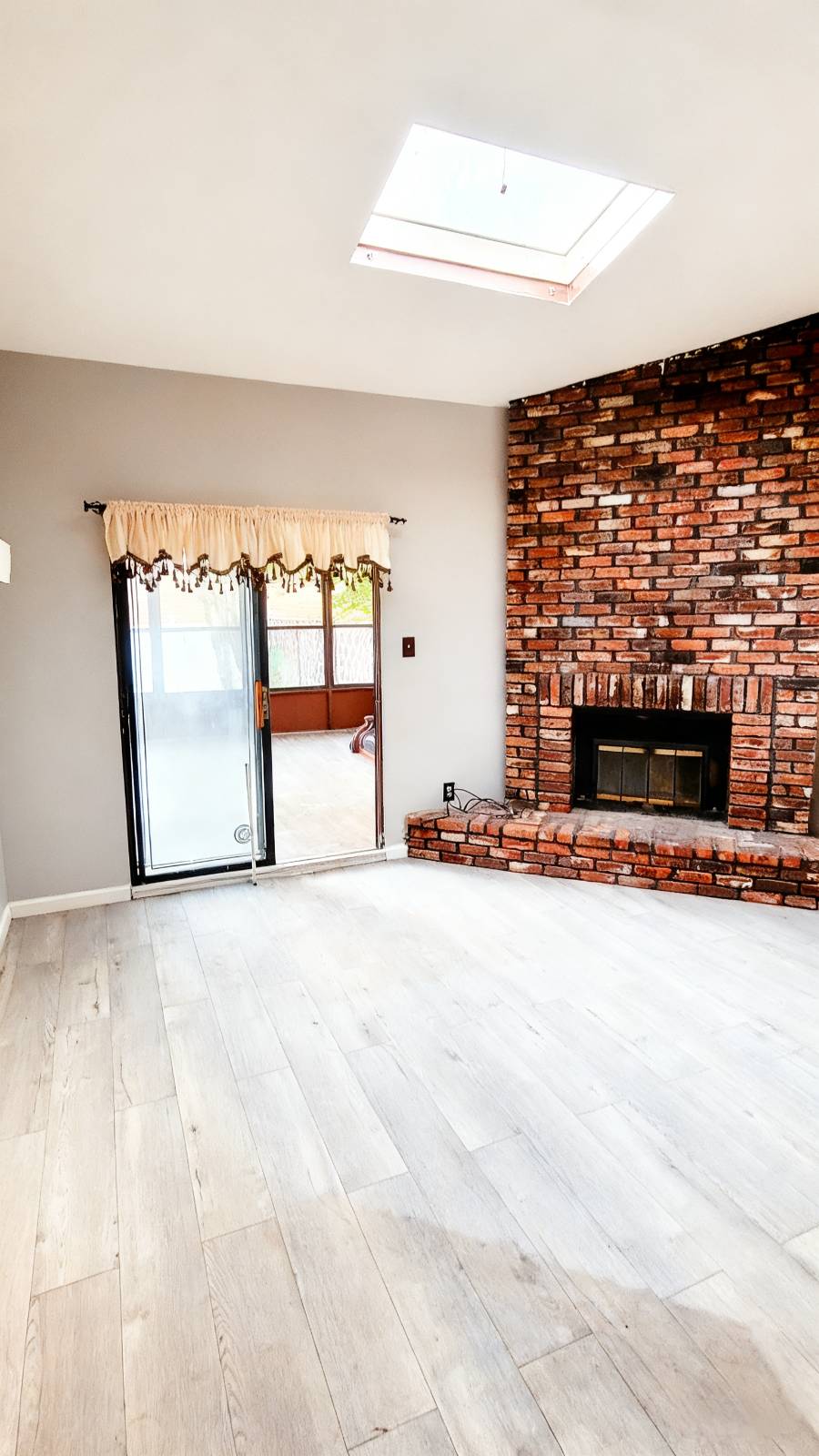 #8 photo, 16 Travis Ave, Staten Island , NY 10314