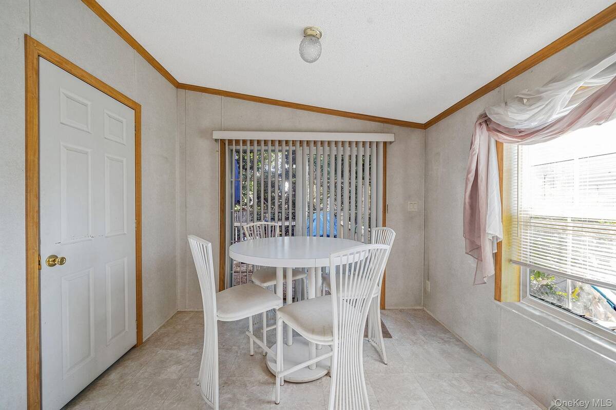 #19 photo, 3 Betsy Ross Drive, サフォーク郡 Bohemia , NY 11716