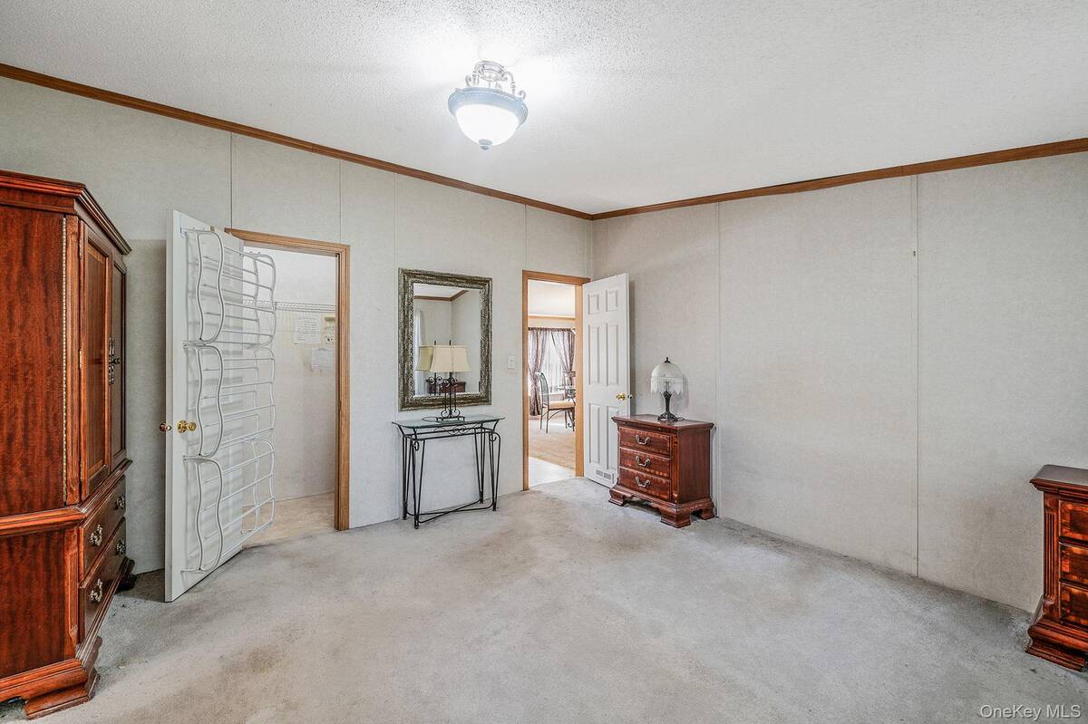 #21 photo, 3 Betsy Ross Drive, サフォーク郡 Bohemia , NY 11716