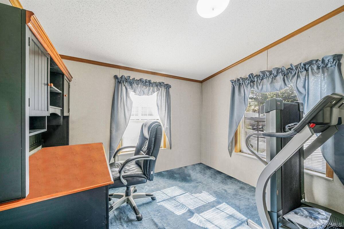 #24 photo, 3 Betsy Ross Drive, サフォーク郡 Bohemia , NY 11716