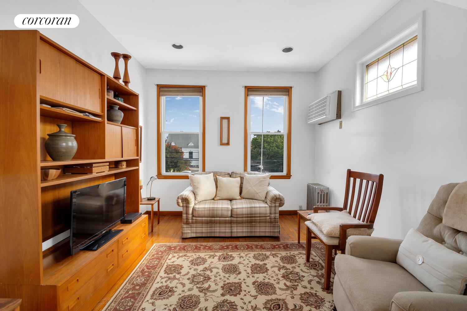 #6 photo, 53-74 72ND Place, クイーンズ区 Maspeth , NY 11378