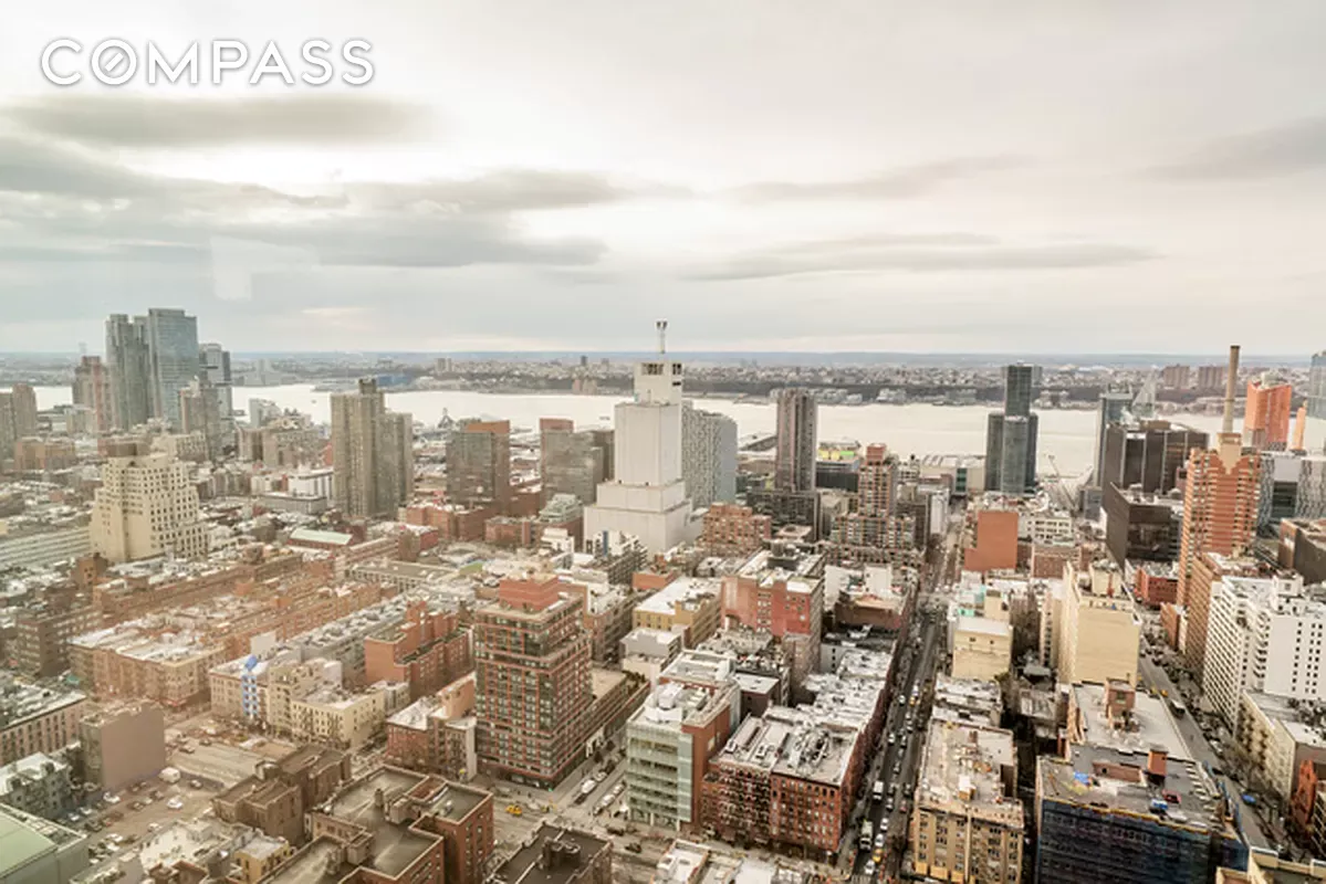 #15 photo, New York City, マンハッタン Hell's Kitchen , NY 10019