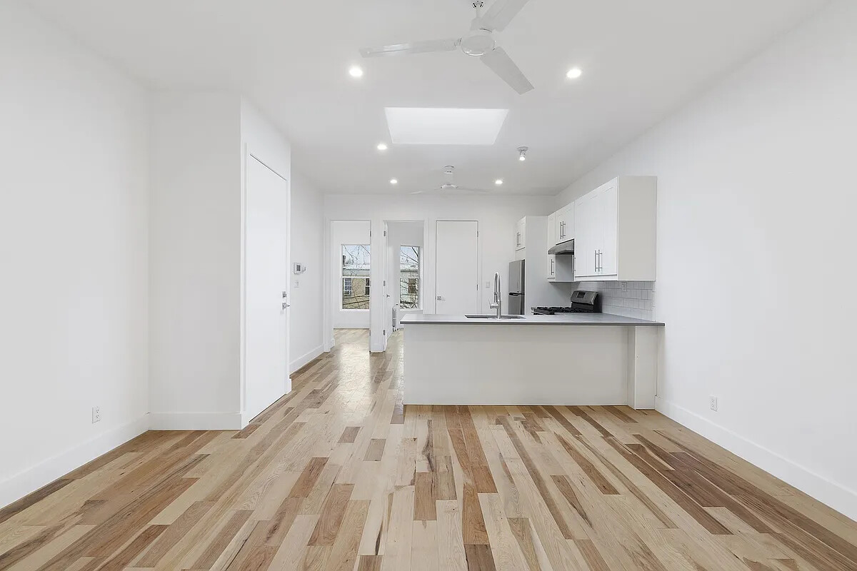 #15 photo, 235 COVERT Street, Bushwick , NY 11207