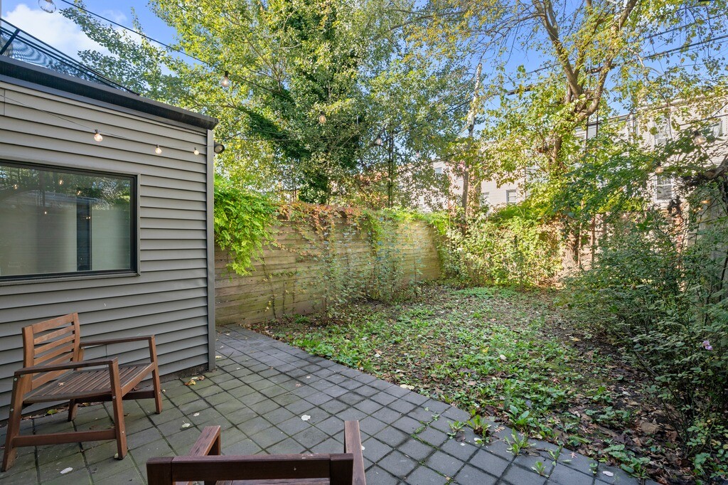 #2 photo, 235 COVERT Street, Bushwick , NY 11207