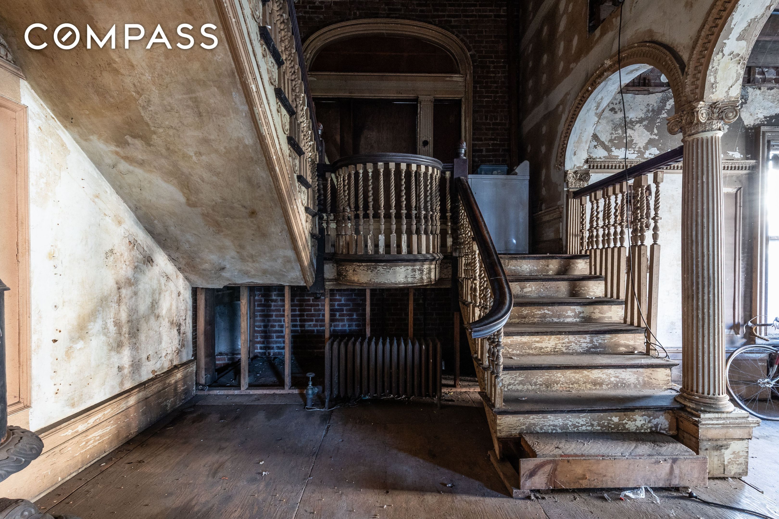 #4 photo, 1000 Ocean Avenue, ブルックリン区 Ditmas Park , NY 11226