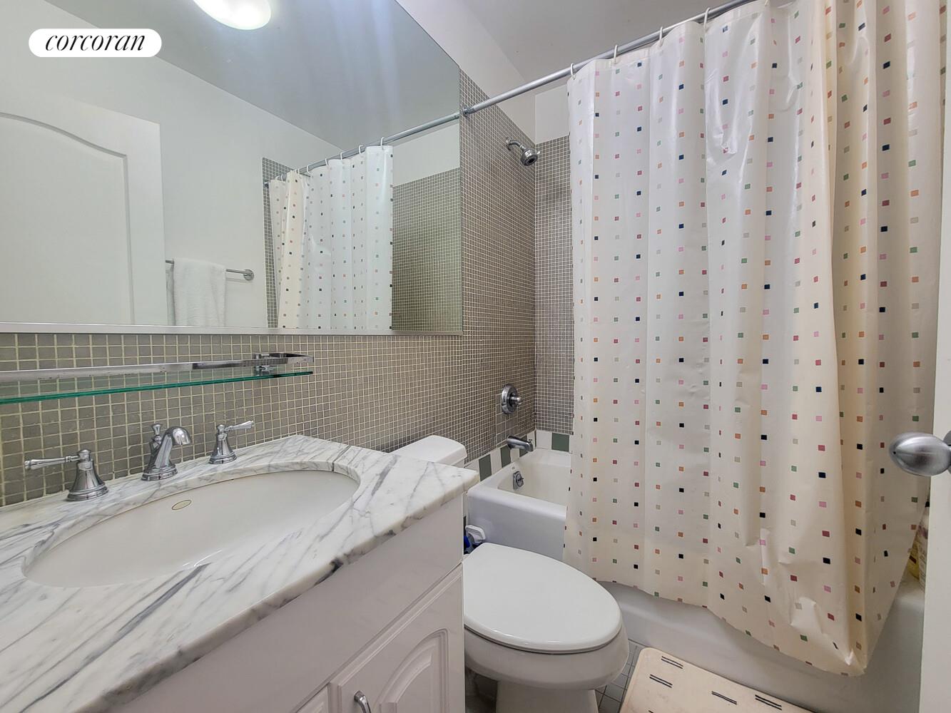 #5 photo, New York City, マンハッタン Turtle Bay , NY 10022