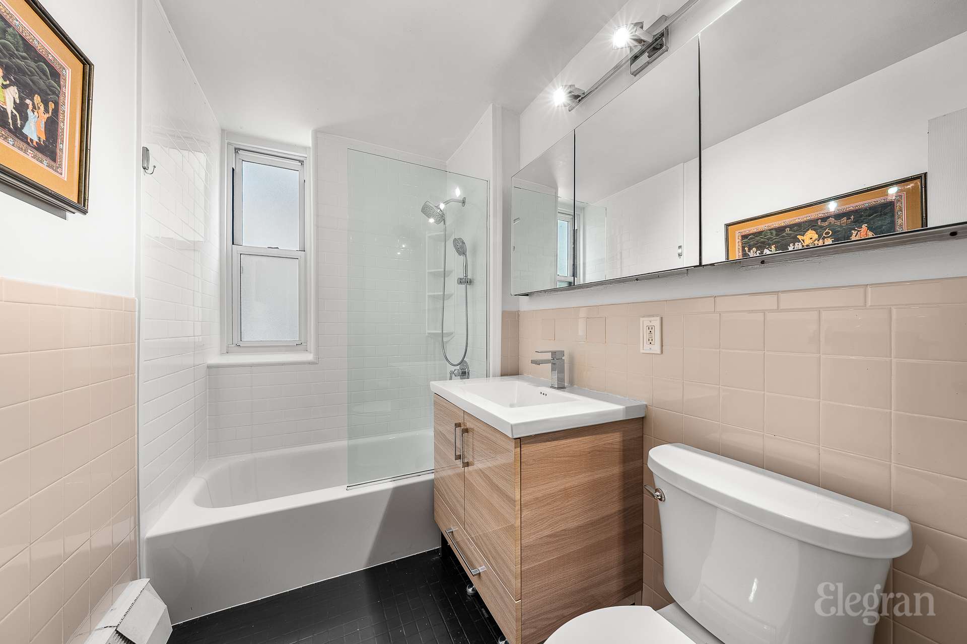 #13 photo, 45 Central Park N, マンハッタン South Harlem , NY 10026-4302