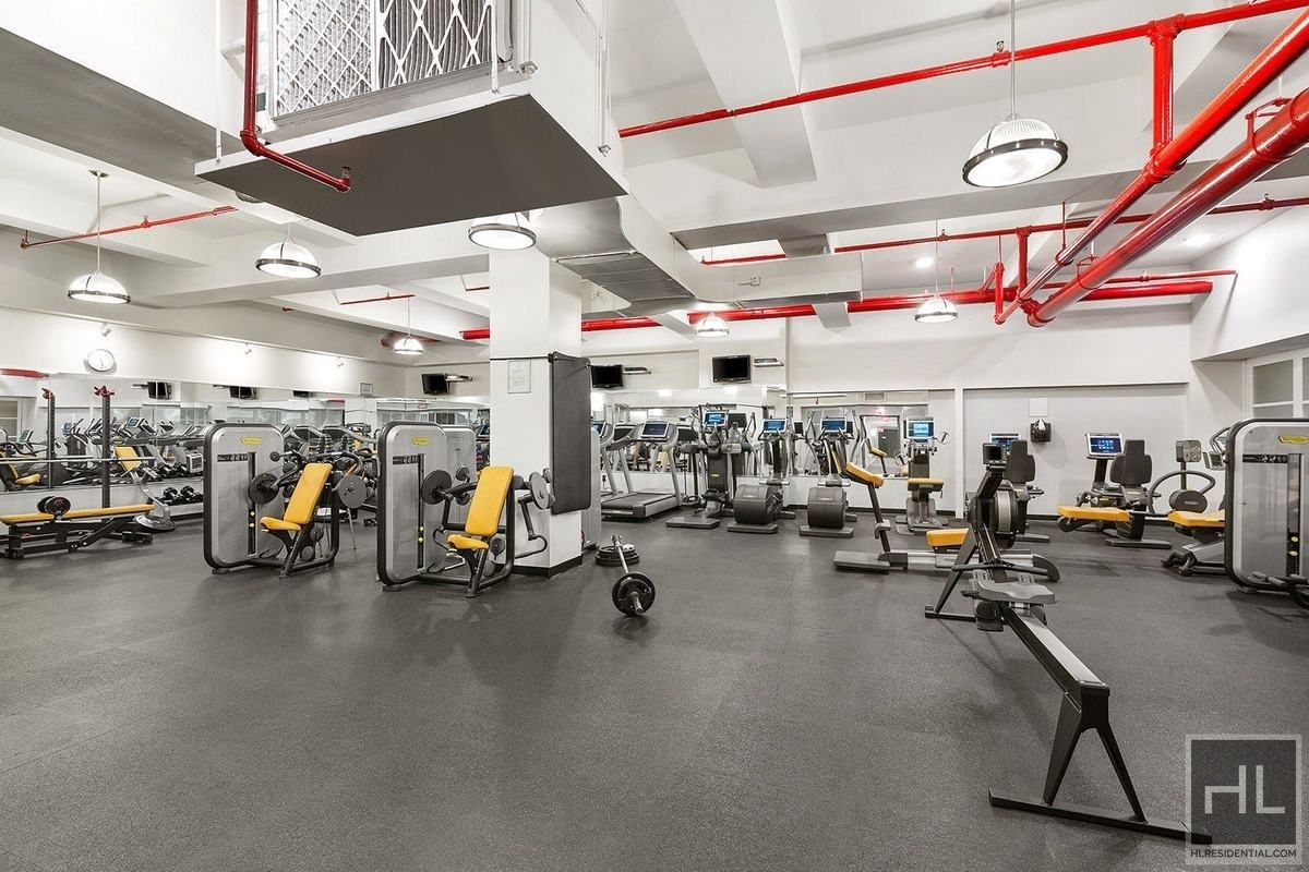 #15 photo, 365 Bridge Street, Downtown Brooklyn , NY 11201