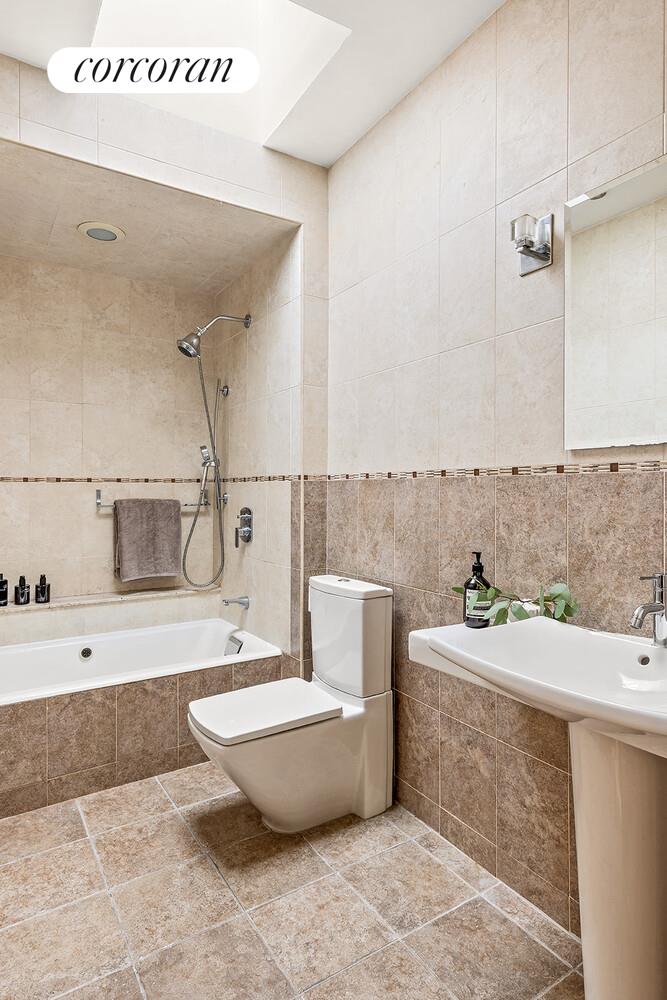 #10 photo, 20 STEPHENS Court, ブルックリン区 Ditmas Park , NY 11226