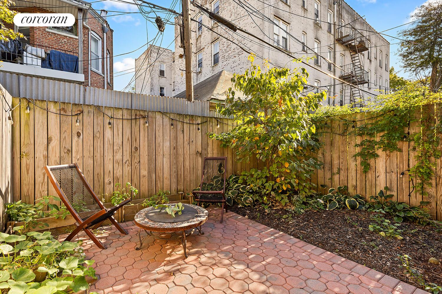 #15 photo, 20 STEPHENS Court, ブルックリン区 Ditmas Park , NY 11226