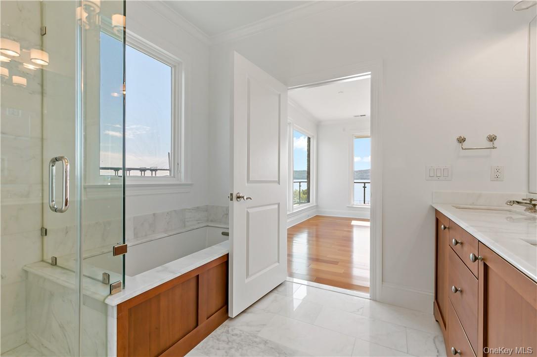 #13 photo, 16 Rivers Edge Drive, Tarrytown , NY 10591