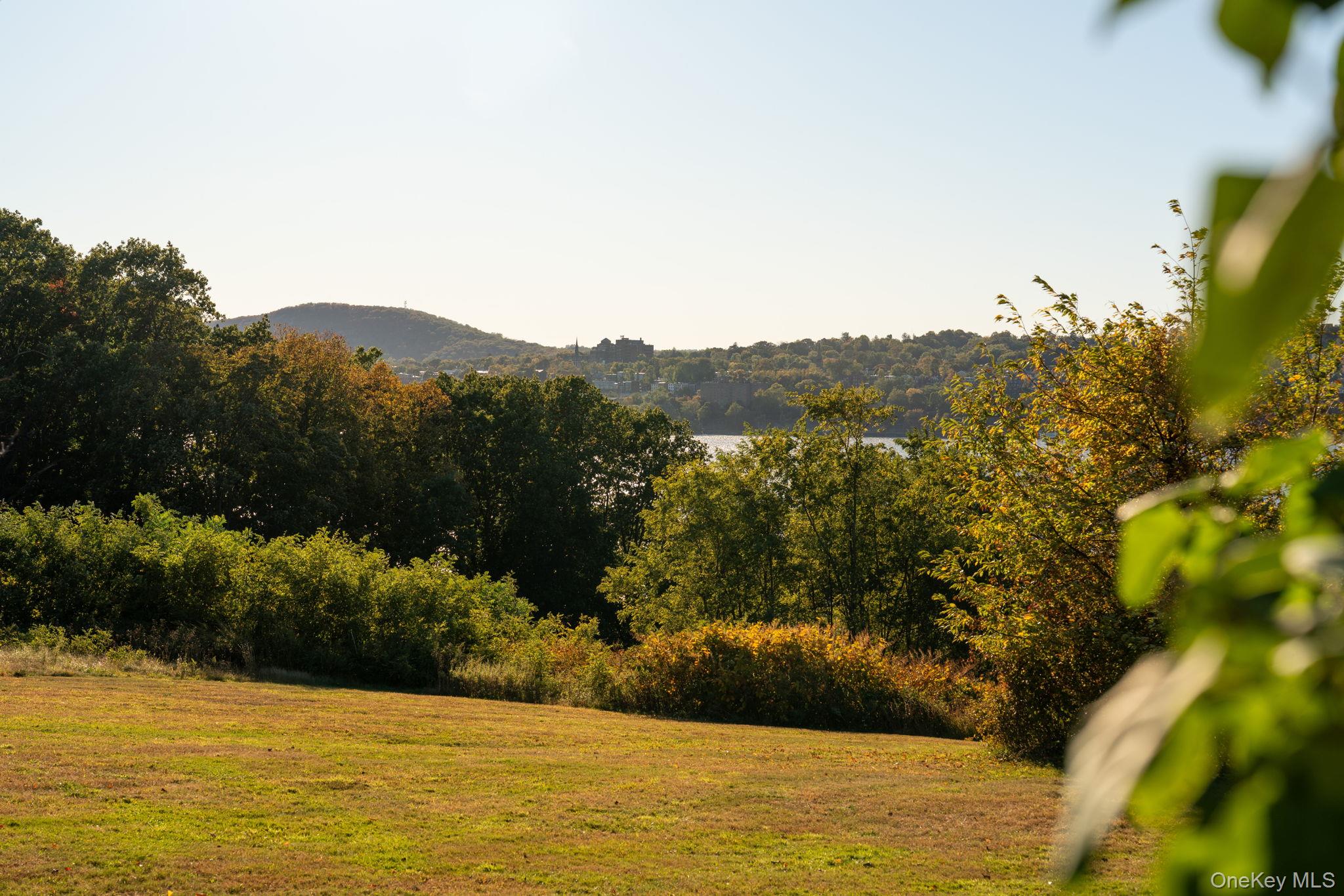 #4 photo, 12 Monell Place, Beacon , NY 12508