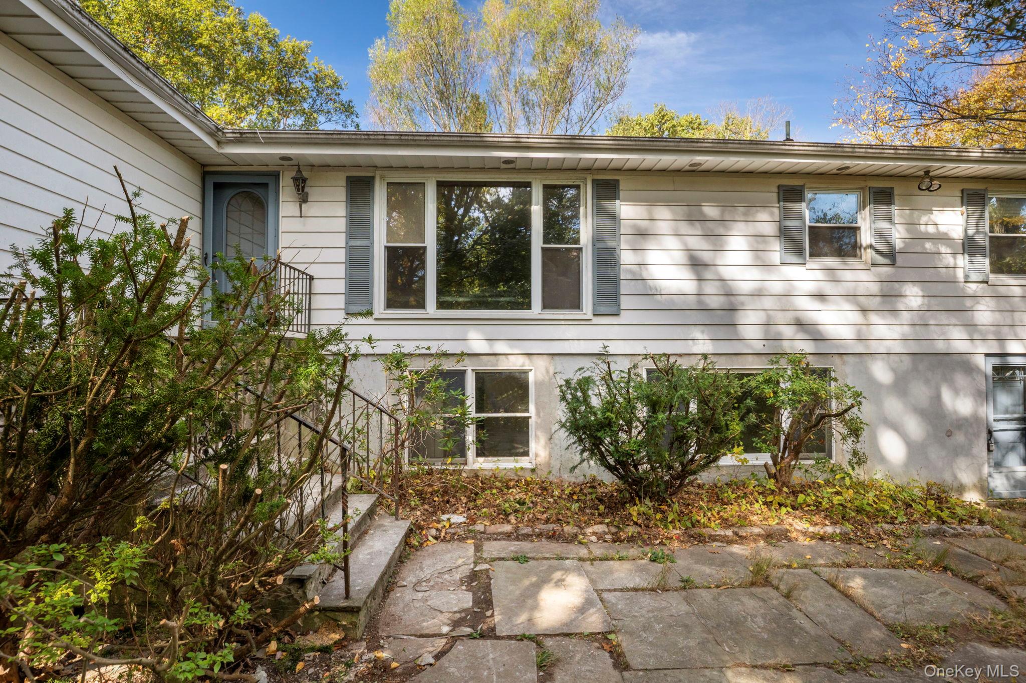 #2 photo, 33 Albion Oval, Mahopac , NY 10541