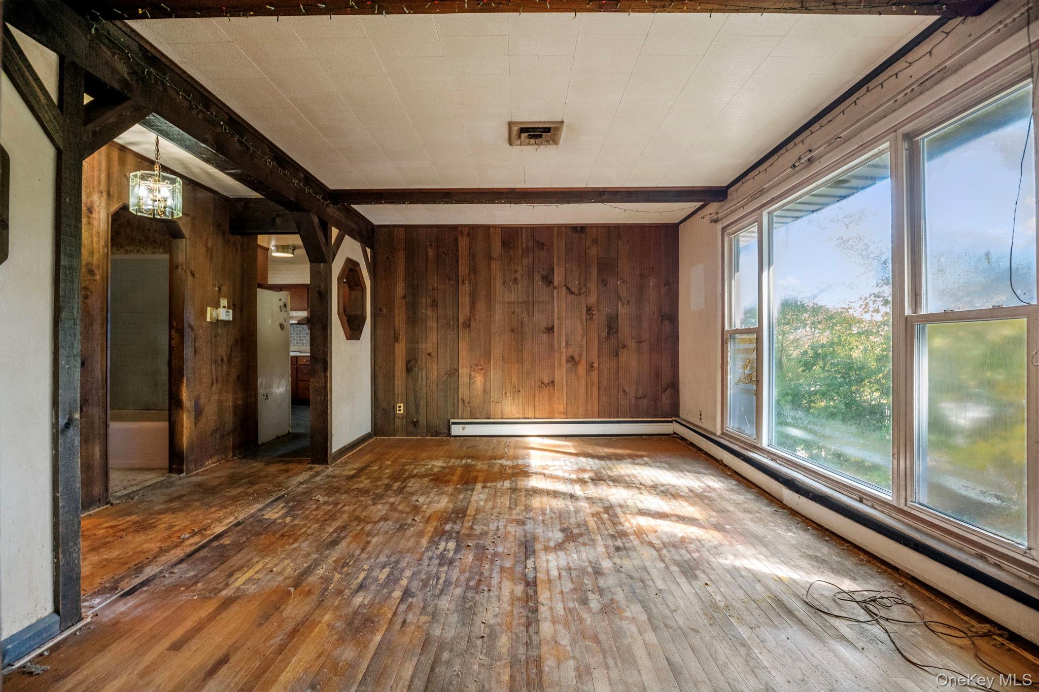 #3 photo, 33 Albion Oval, Mahopac , NY 10541