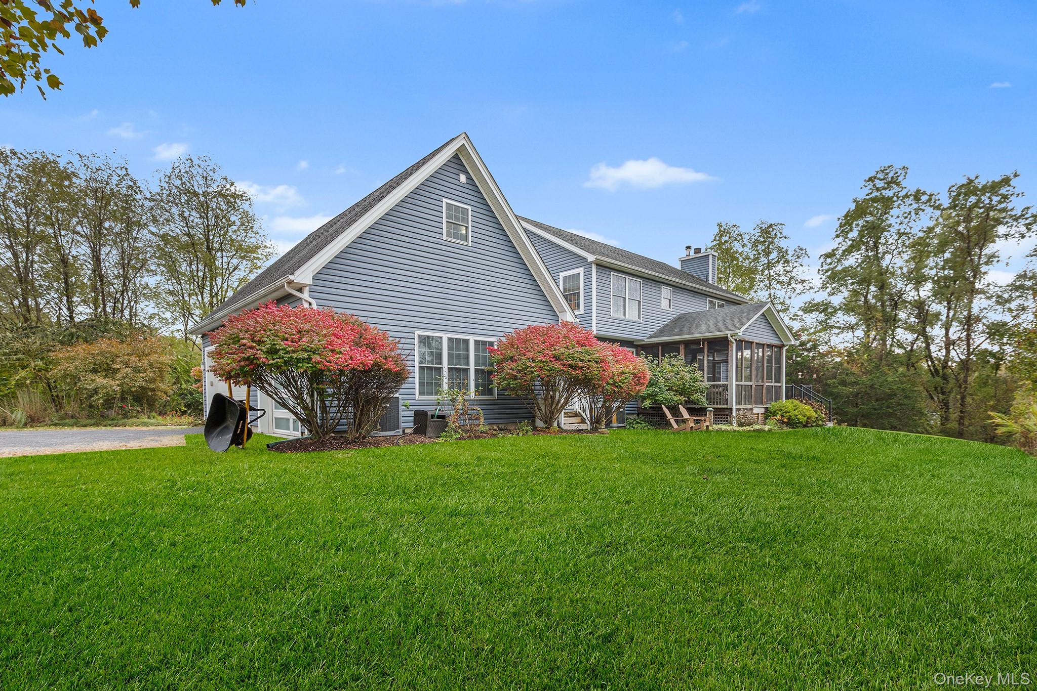 #3 photo, 39 Eastview Lane, Red Hook , NY 12571