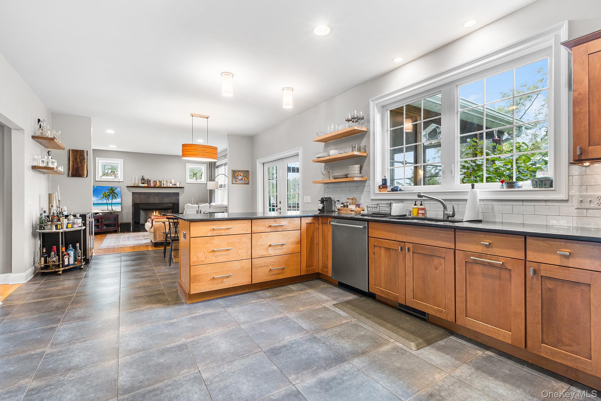 #7 photo, 39 Eastview Lane, Red Hook , NY 12571