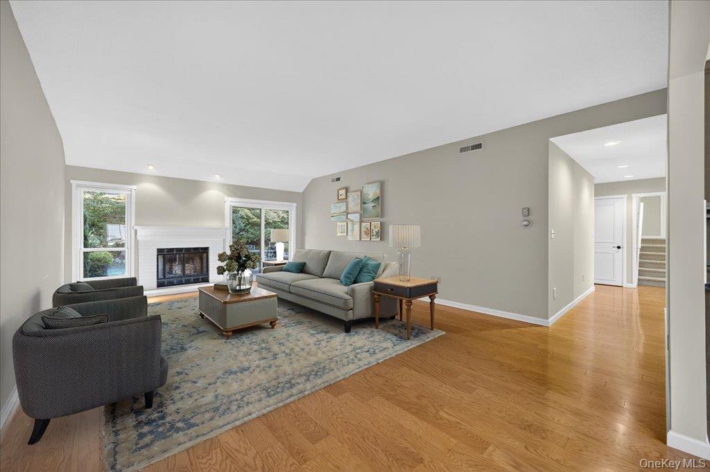 #7 photo, 523 Heritage Hills, Somers , NY 10589