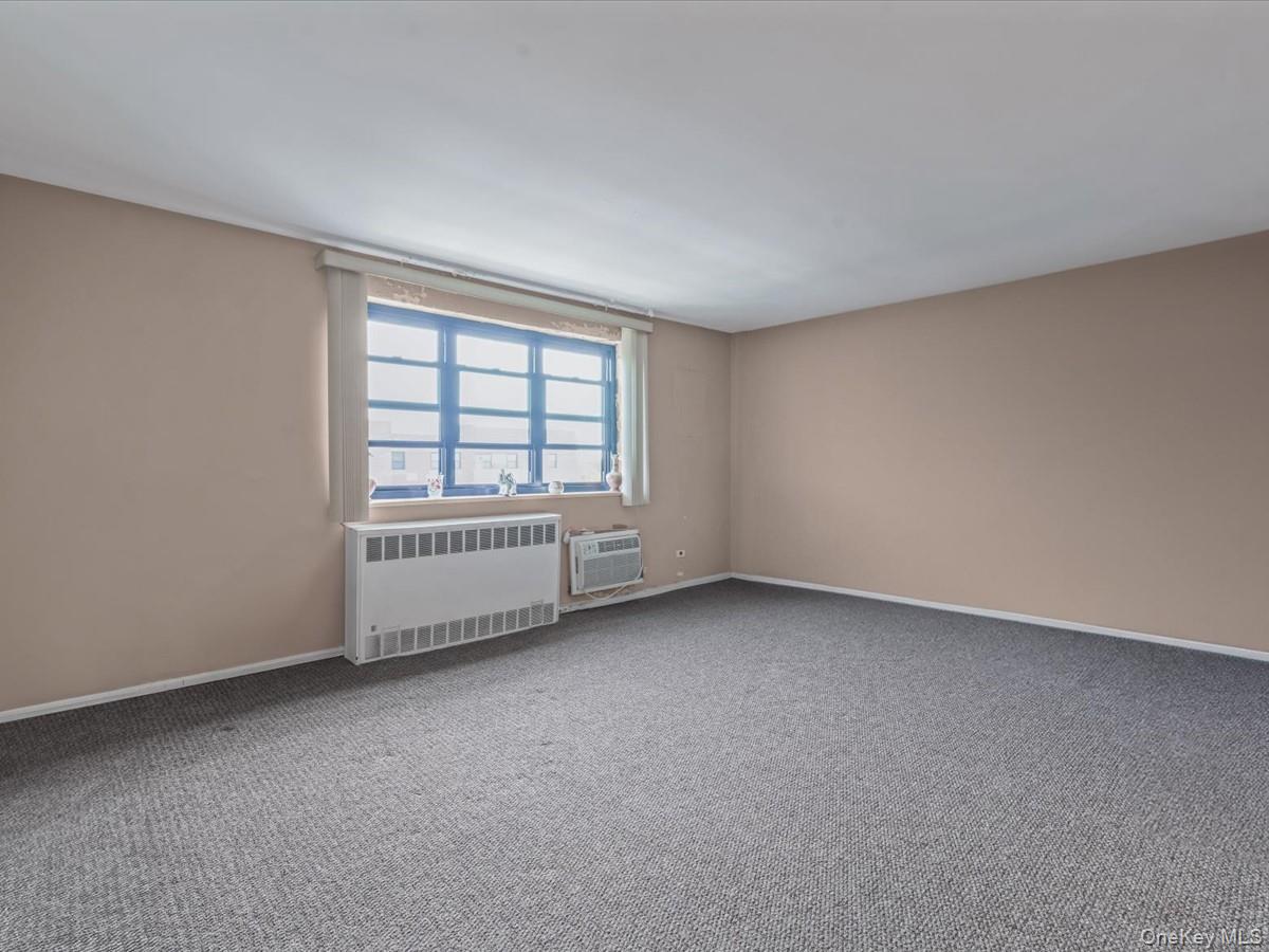 #9 photo, 88-25 155 Avenue, Howard Beach , NY 11414