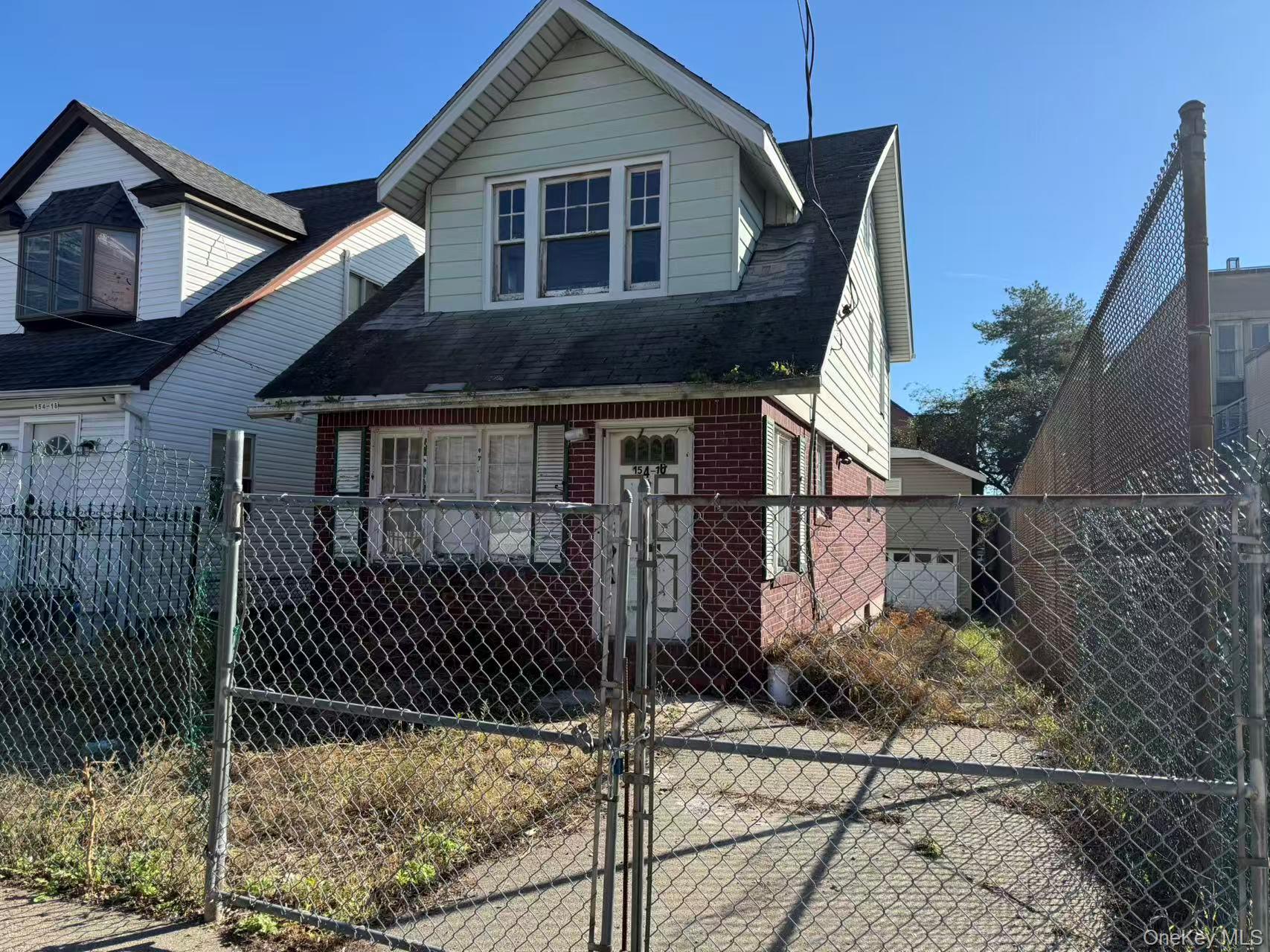 #2 photo, 15416 Barclay Avenue, Flushing , NY 11355